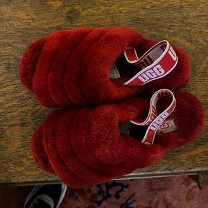 Ugg house slippers only worn a few times